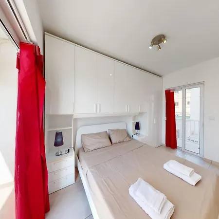 Apartment Modern In *